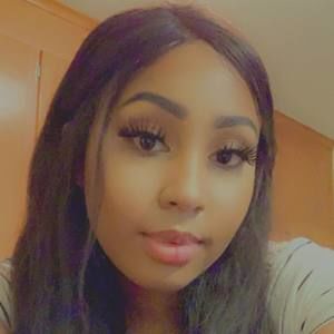 Meet your Posher, Maurine